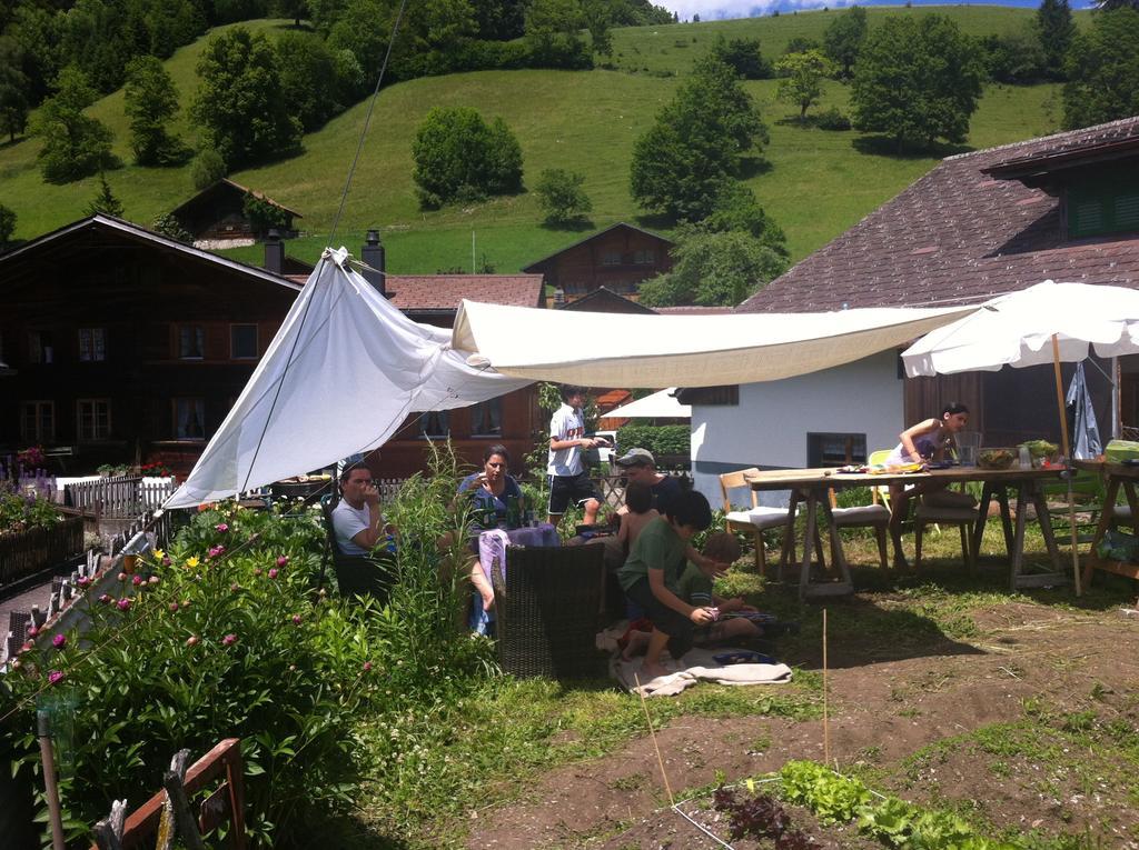 博尔蒂根 400-Year-Old Vintage Swiss Chalet旅馆 外观 照片