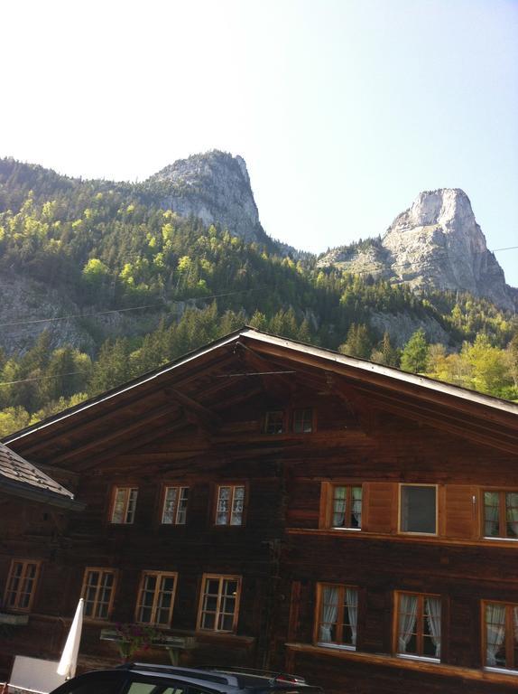 博尔蒂根 400-Year-Old Vintage Swiss Chalet旅馆 外观 照片